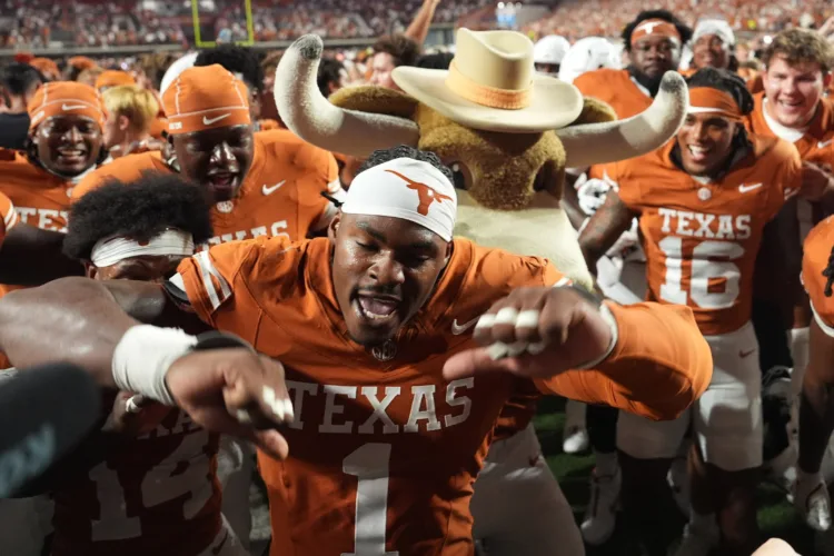 Texas is tops while Ducks take a tumble
